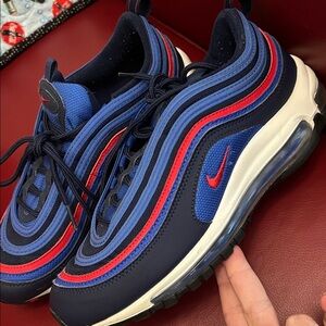 Nike Navy Blue and Red Wavy Air Max Sneakers